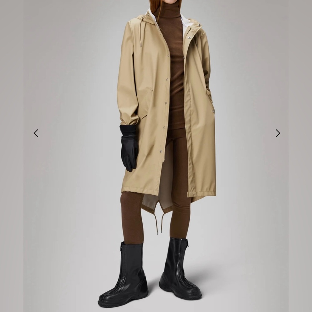 SOLD Rains Fishtail Parka Sand colour unisex XS
